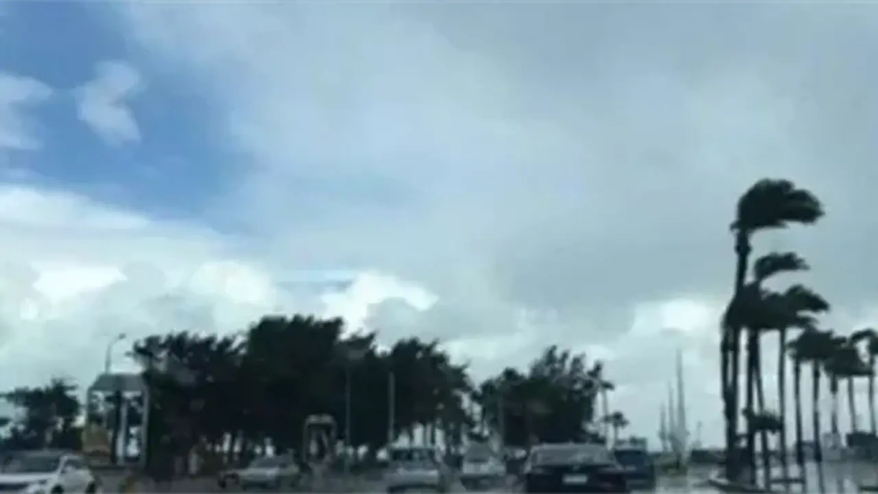 أمطار ورياح.. تفاصيل حالة الطقس المتوقعة في جميع المحافظات غدًا الثلاثاء